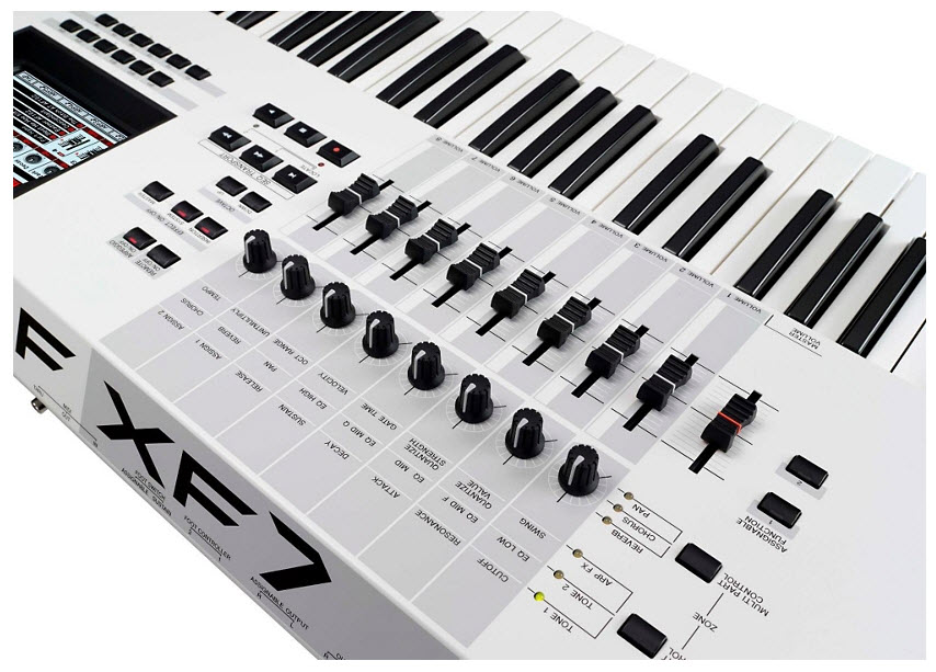 Yamaha Motif XF7 White 76 Key Workstation
