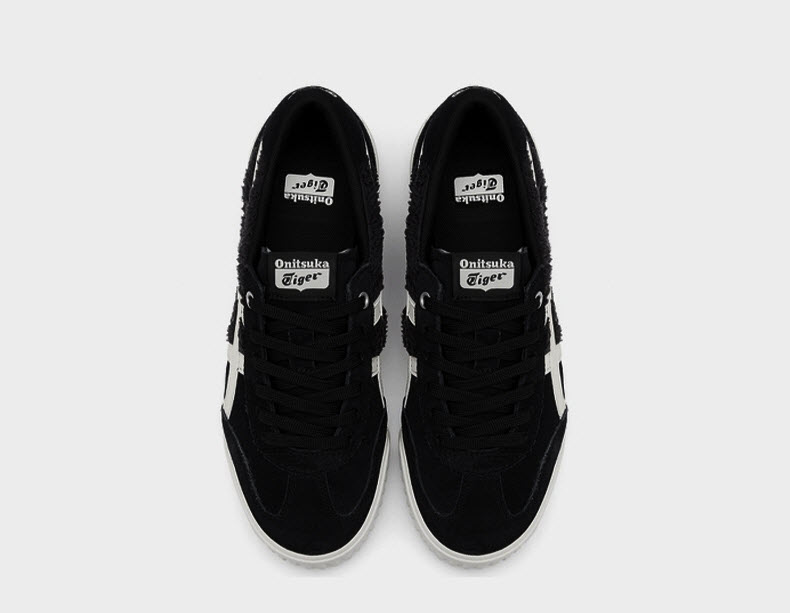 Onitsuka Tiger Machuation