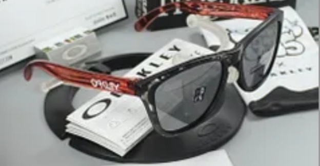 OAKLEY STAPLE X FROGSKINS Graffiti Black w/ Prizm Black Iridium OO9013-H255