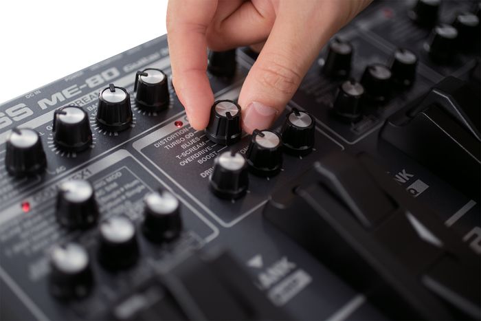 Boss ME-80 Guitar Multi-Effects Pedal