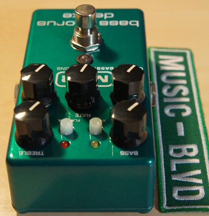 MXR M83 Bass Chorus Deluxe Pedal