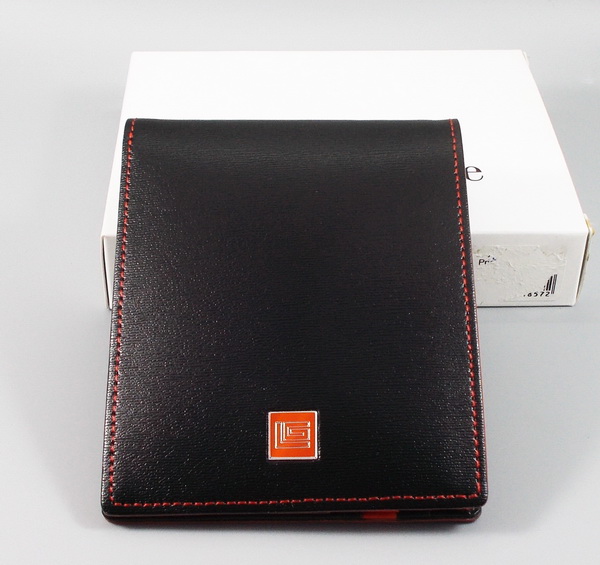 กระเป๋าสตางค์ Guy Laroche ดำ-แดง ใหม่ แท้