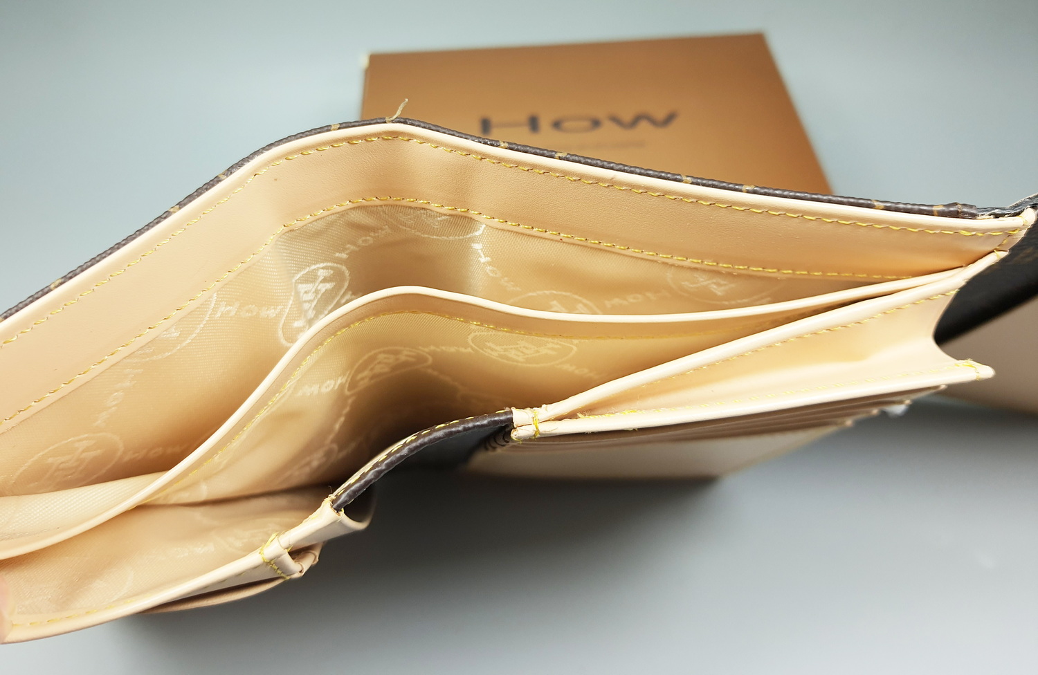 กระเป๋าสตางค์ HOW น้ำตาลไหม้ ใหม่ แท้