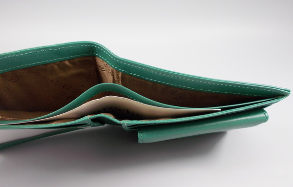 กระเป๋าสตางค์ Guy Laroche เขียว ใหม่ แท้