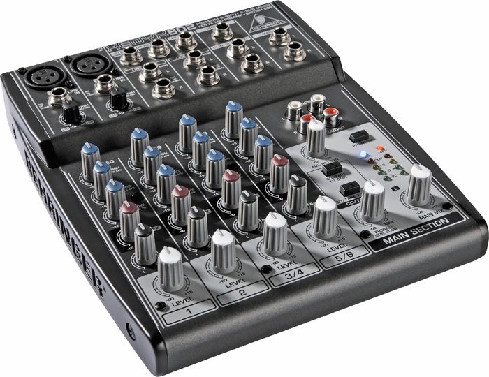 Behringer XENYX 802 Mixer