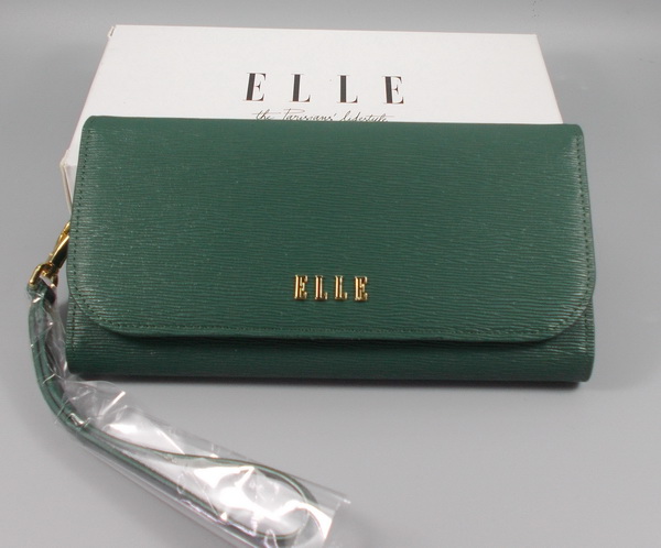 กระเป๋าสตางค์ ELLE เขียว ใหม่ แท้
