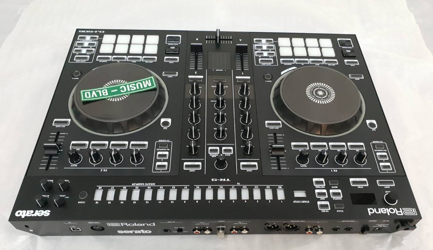 Roland DJ-505 2-channel Serato DJ Controller with Drum Machine