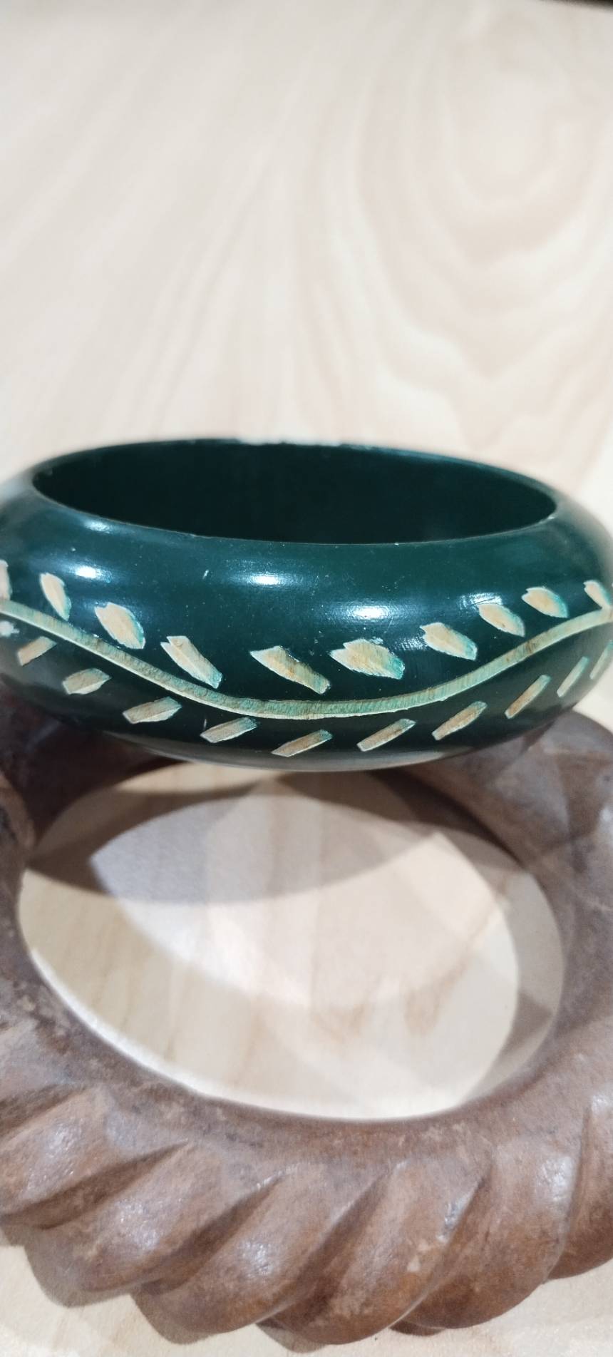 กำไลแขนงานไม้ คละแบบคละลาย ราคาส่ง