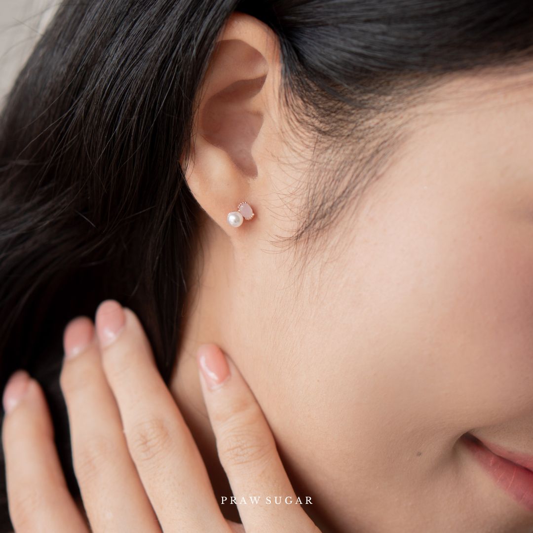 Lovely Pearl & Pastel Earrings - ต่างหูคริสตัลพาสเทลและมุก (ก้านต่างหูเงินแท้)