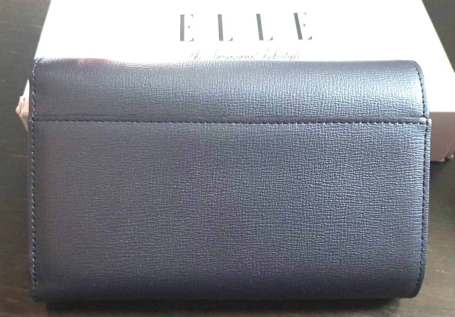 กระเป๋าสตางค์ ELLE เทาเมทาลิก ใหม่ แท้