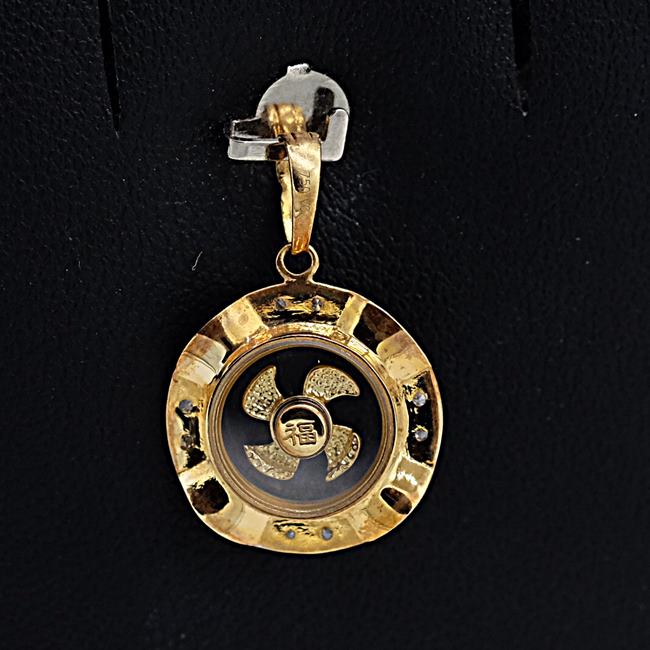 จี้กังหันแชกงหมิว ตัวเรือนทอง18K สำหรับสุภาพสตรีครับ