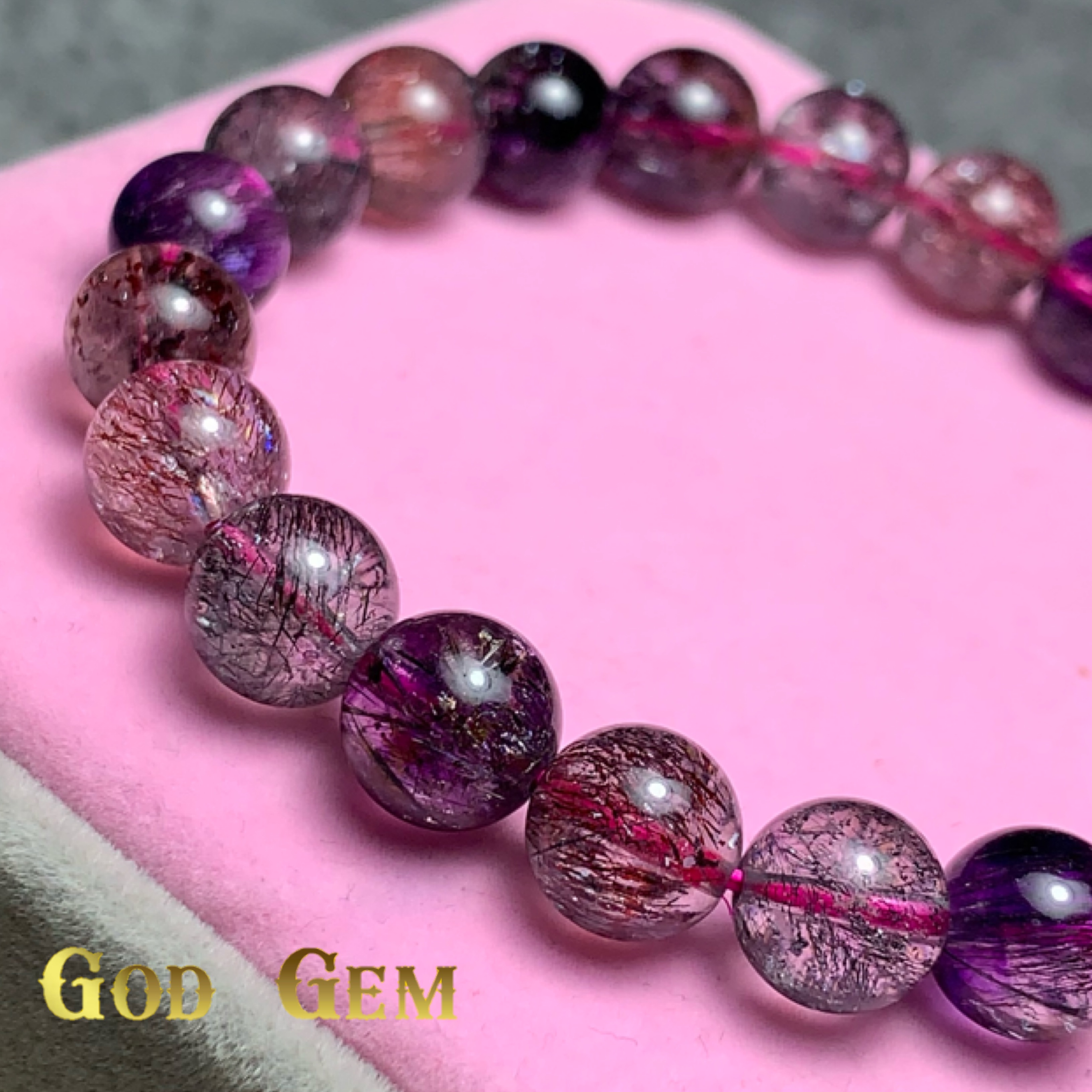 ข้อมือหิน ซุปเปอร์เซเว่น