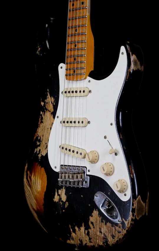 FENDER CUSTOM SHOP LIMITED EDITION 1957 STRATOCASTER HEAVY RELIC HAND-WOUND PICKUPS BLACK OVER 2 TONE SUNBURST