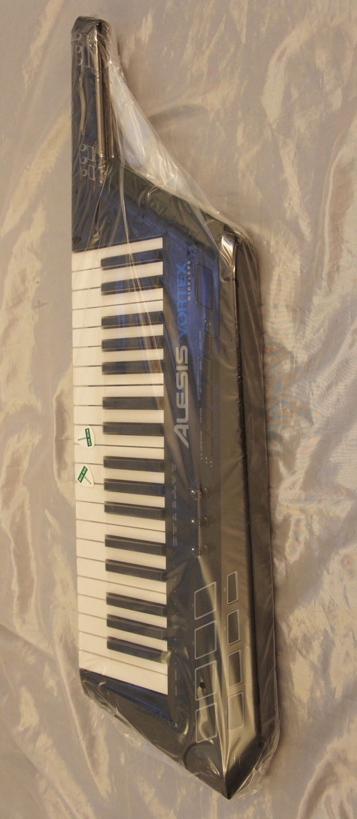 Alesis Vortex Wireless USB Keytar Controller with Accelerometer