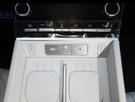 พอร์ตชาร์จ Hyundai SANTA FE Hybrid ฮุนได ซานตา เฟ่