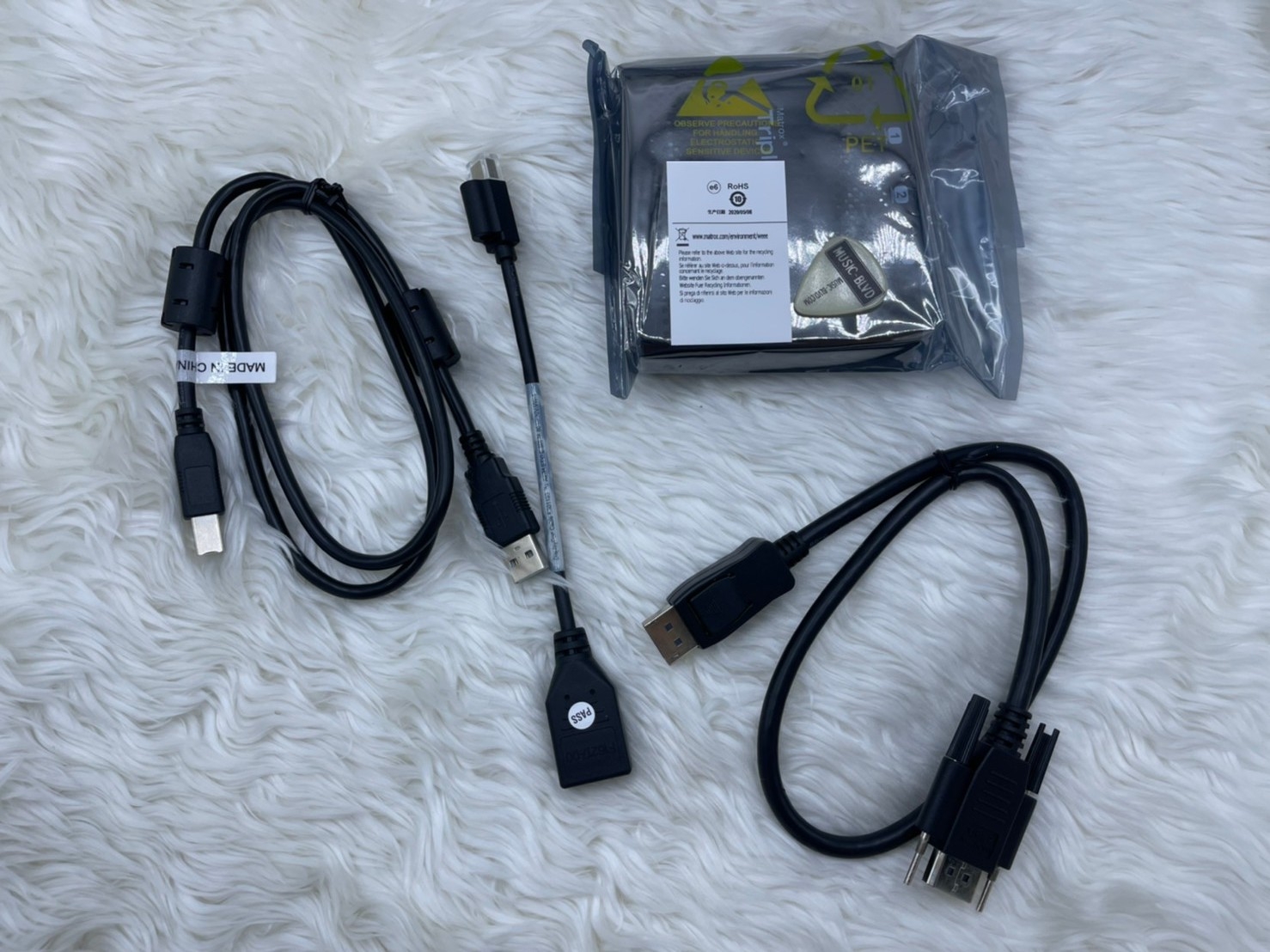 Matrox TripleHead2Go DP Edition External GXM
