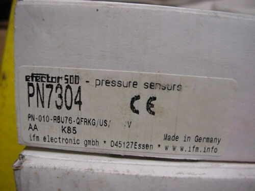 PN7304 IFM Efector Digital Pressure sensor New In Original Box