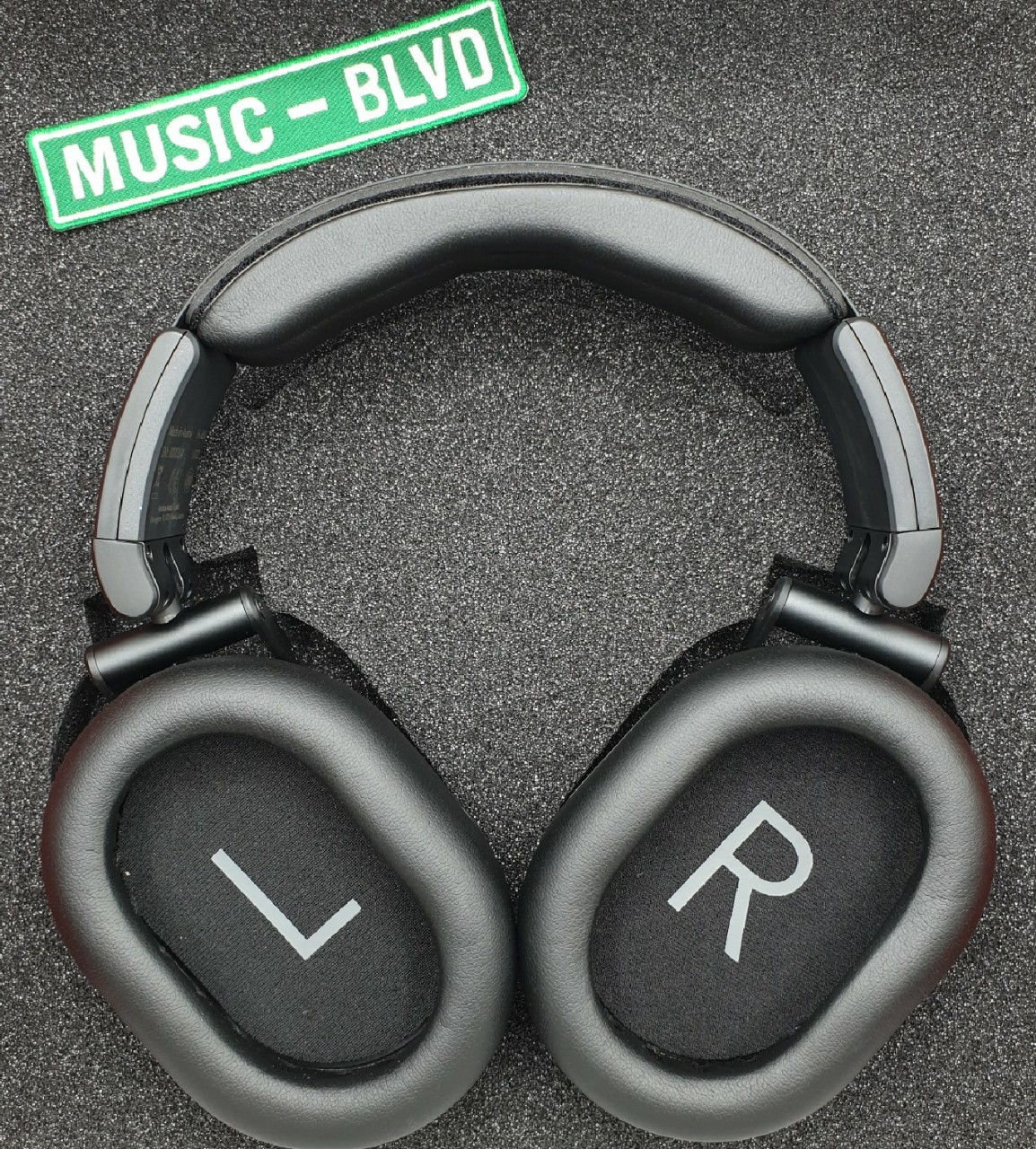 Austrian Audio Hi-X60 Professional Closed-back Over-ear Headphones