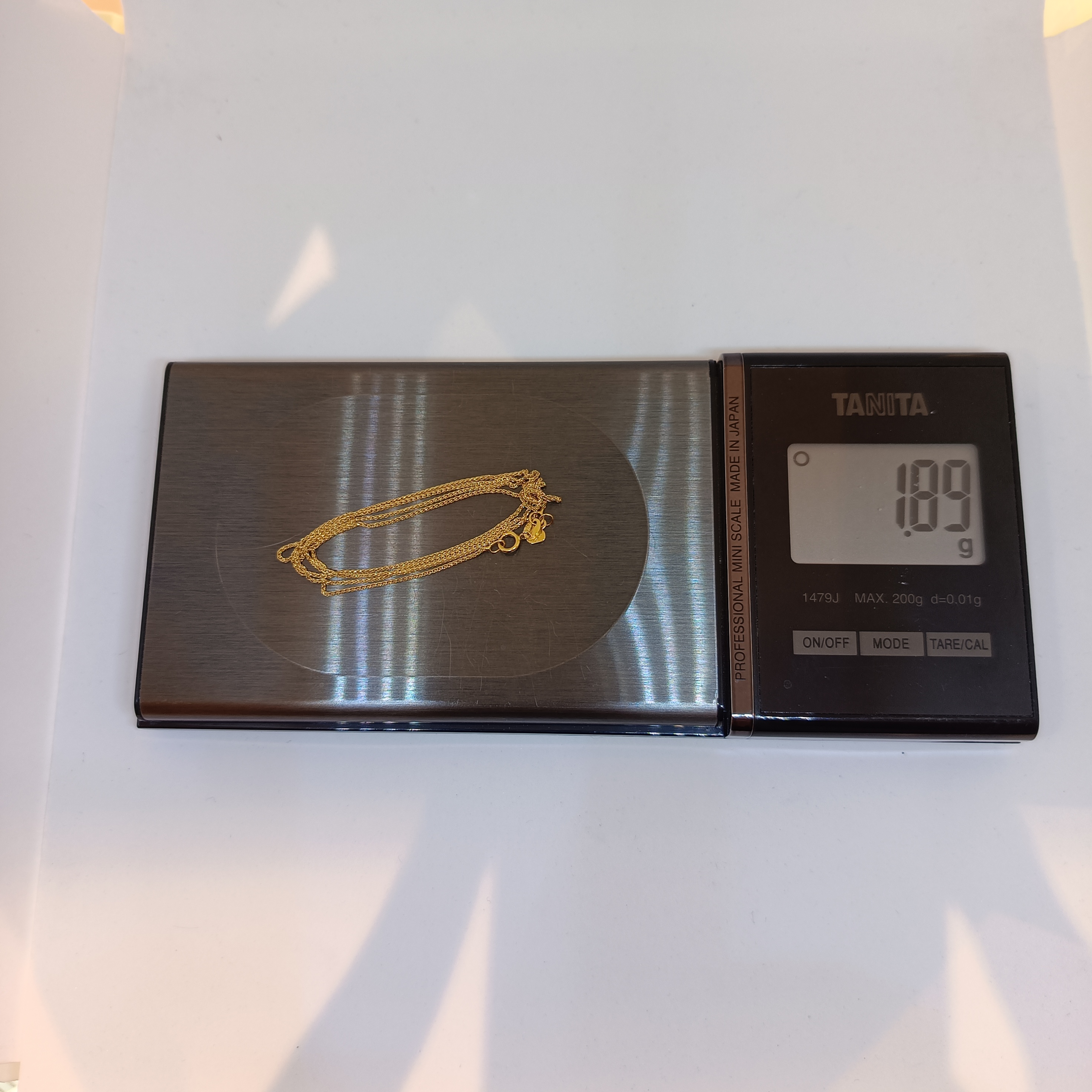 สร้อยคออิตาลี่ ความยาว 20นิ้ว ขนาดกระทัดรัด ความหนาเพียง 0.8 มิล ราคาน่าคบ