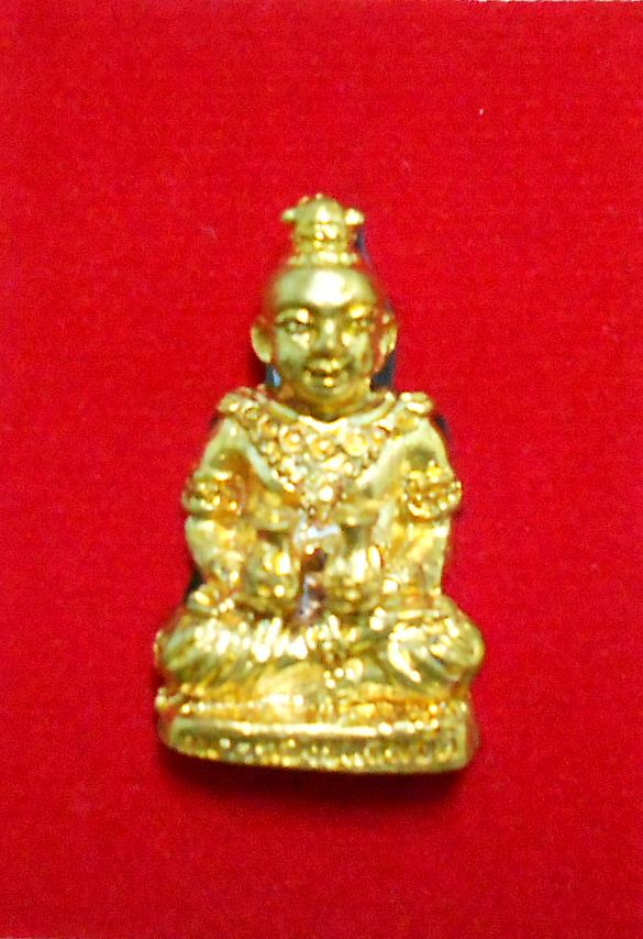 กุมารทองขุมสมบัติ เนื้อทองฝาบาตร ขนาดพกพาห้อยคอ 2 ซม. หลวงพ่อเพี้ยน วัดเกริ่นกฐิน (ออกบูชาวัดท่าโขลง จ.ลพบุรี) (โชว์)