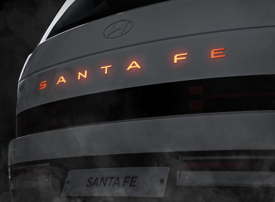 สติกเกอร์สะท้อนแสงโลโก้ด้านหลัง Hyundai SANTA FE Hybrid ฮุนได ซานตา เฟ่