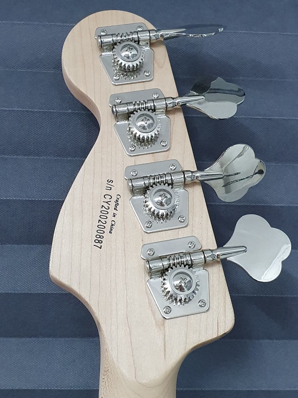 Squier Affinity Series Precision Bass PJ, Rosewood Fingerboard