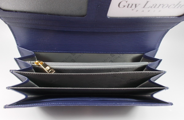 กระเป่าสตางค์ Guy Laroche กรมท่า ใหม่ แท้