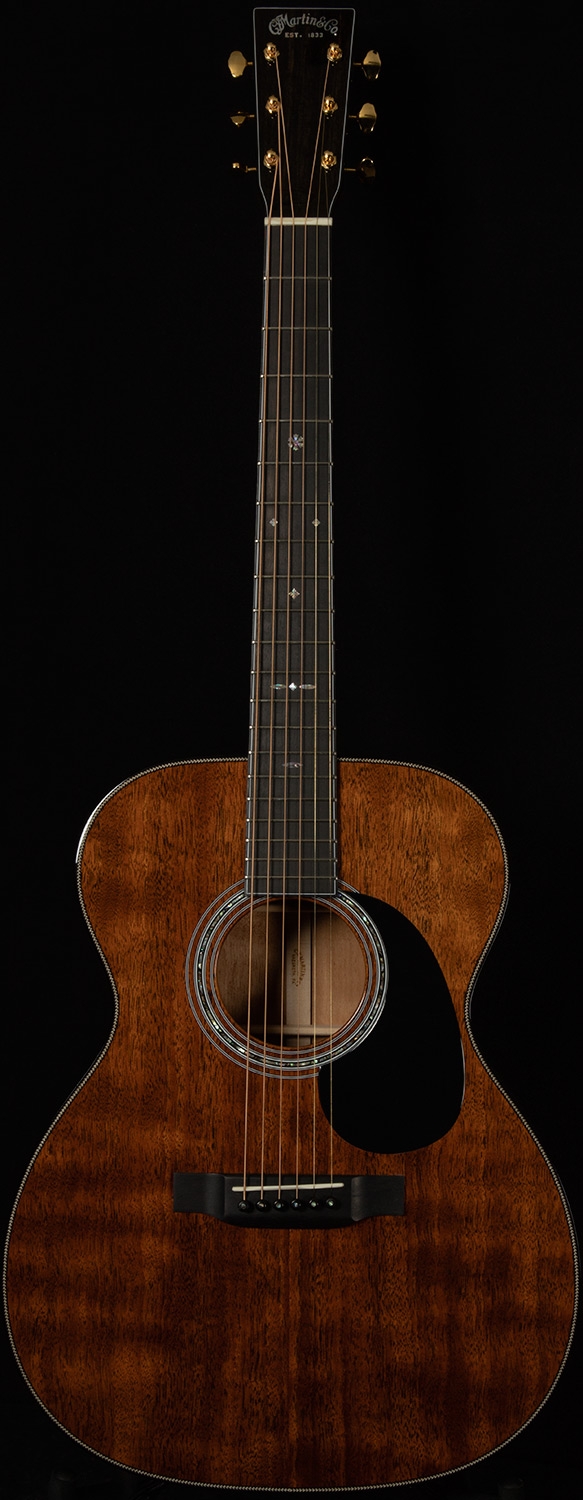 Martin Custom 000-40 Wildwood Spec Quilted Mahogany