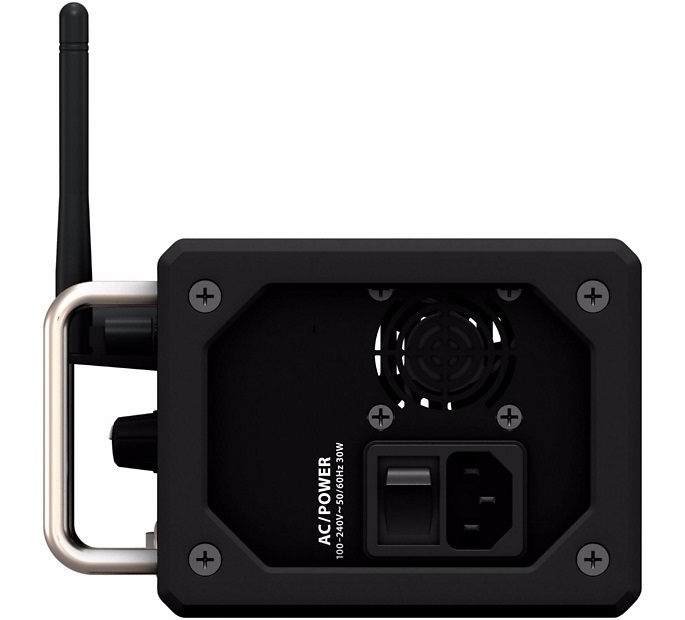 Behringer X AIR XR12 Digital Rackmount Mixer