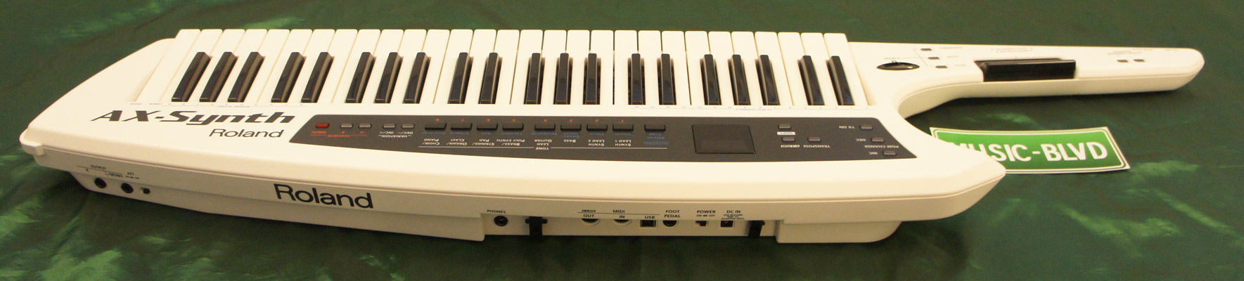 Roland AX-Synth Shoulder Synthesizer Keyboard White