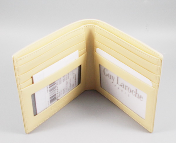 กระเป๋าสตางค์ Guy Laroche ขาวออฟไวท์-ครีม ใหม่ แท้