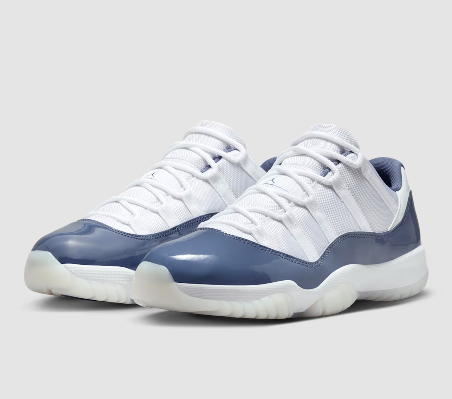 Nike Air Jordan 11 Low "Diffused Blue"