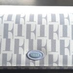 กระเป๋าสตางค์ ELLE เทาฟ้า 3 พับ ใหม่ แท้