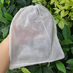 ถุงผ้าสำหรับห่อผลไม้ป้องกันแมลง 9x10 นิ้ว หนา 30 แกรม 300 ใบ