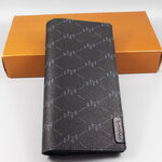 กระเป๋าสตางค์ Guy Laroche น้ำตาล ใหม่ แท้