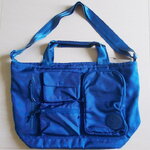 CONFIDENT MESSENGER BAG ใหม่ แท้