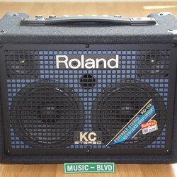 Roland KC-110 Battery-Powered Keyboard Amplifier