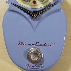 Danelectro DE-1 Dan-Echo Guitar Pedal