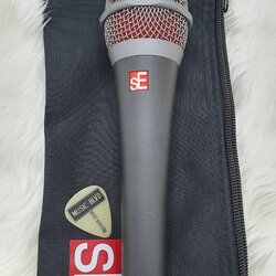 sE Electronics V7 Handheld Dynamic Microphone