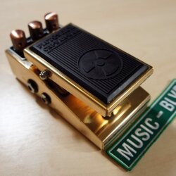 Plutoneium Chi Wah Wah Limited Edition