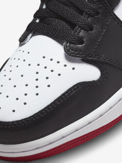 Nike Air Jordan 1 Low OG “Black Toe”