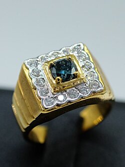 แแหวนเพชรบลูไดมอนด์สำหรับสุภาพบุรุษครับ