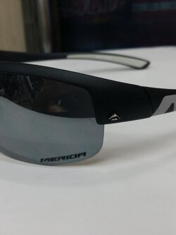 แว่นกันแดด Merida