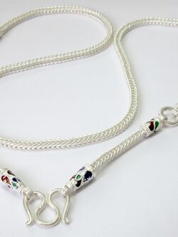 ลดราคาพิเศษ!! สร้อยคอ เงินแท้ ลายลงยา 5 ห่วง - แขวนพระได้ถึง 5 องค์ (ยาวสวมหัวได้ 28 นิ้ว ) หนักเกือบ 3 บ.กว่า