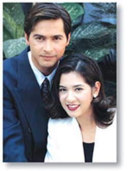 เถ้ากุหลาบ ละครดังในอดีต < 7 Dvd > นำโดย นุสบา + จอนนี่ < คุณภาพดี >