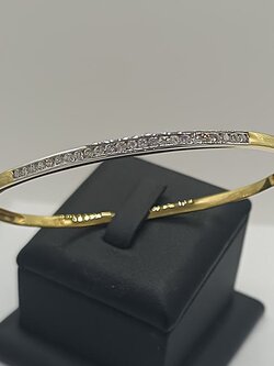 กำไลเพชร น้ำ98 ไซส์ 3ตัง ตัวเรือนทอง18K สำหรับสุภาพสตรีครับ