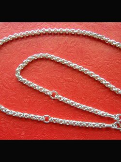 ของหมด - ลดราคา 30%!!! รหัสสินค้า: N318 สร้อยคอเงินแท้ ลายผ่าหวาย 4.5 มิล (สามารถแขวนพระได้ 3 องค์) ยาว 26 นิ้ว