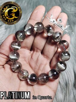 ข้อมือหิน ไหมแพลตตินัม