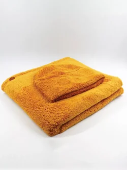 ชุด 2 ชิ้นผ้าคลุมไหล่ หมวกกันหนาวผ้านาโนชิล สีแก่นบวร สำหรับสงฆ์