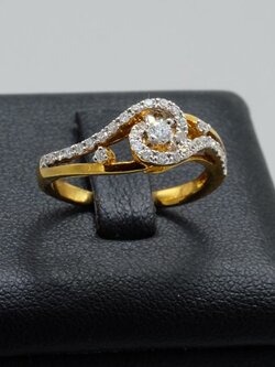 แหวนเพชรอินฟินิตี้สำหรับสุภาพสตรี